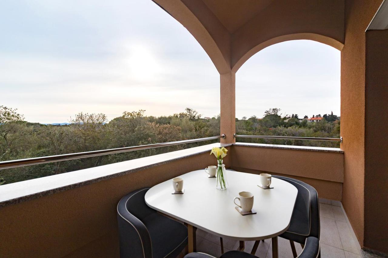 Agava Apartment Ugljan Ngoại thất bức ảnh