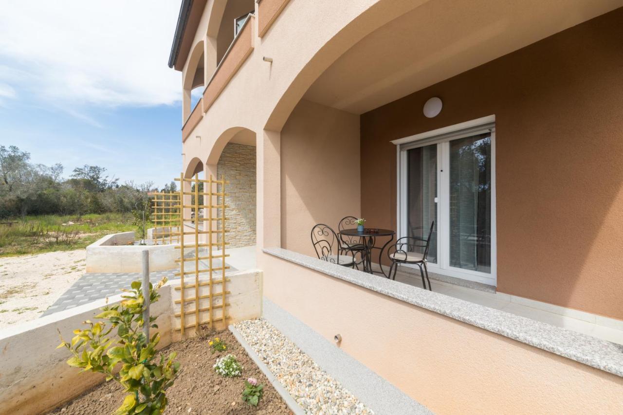 Agava Apartment Ugljan Ngoại thất bức ảnh
