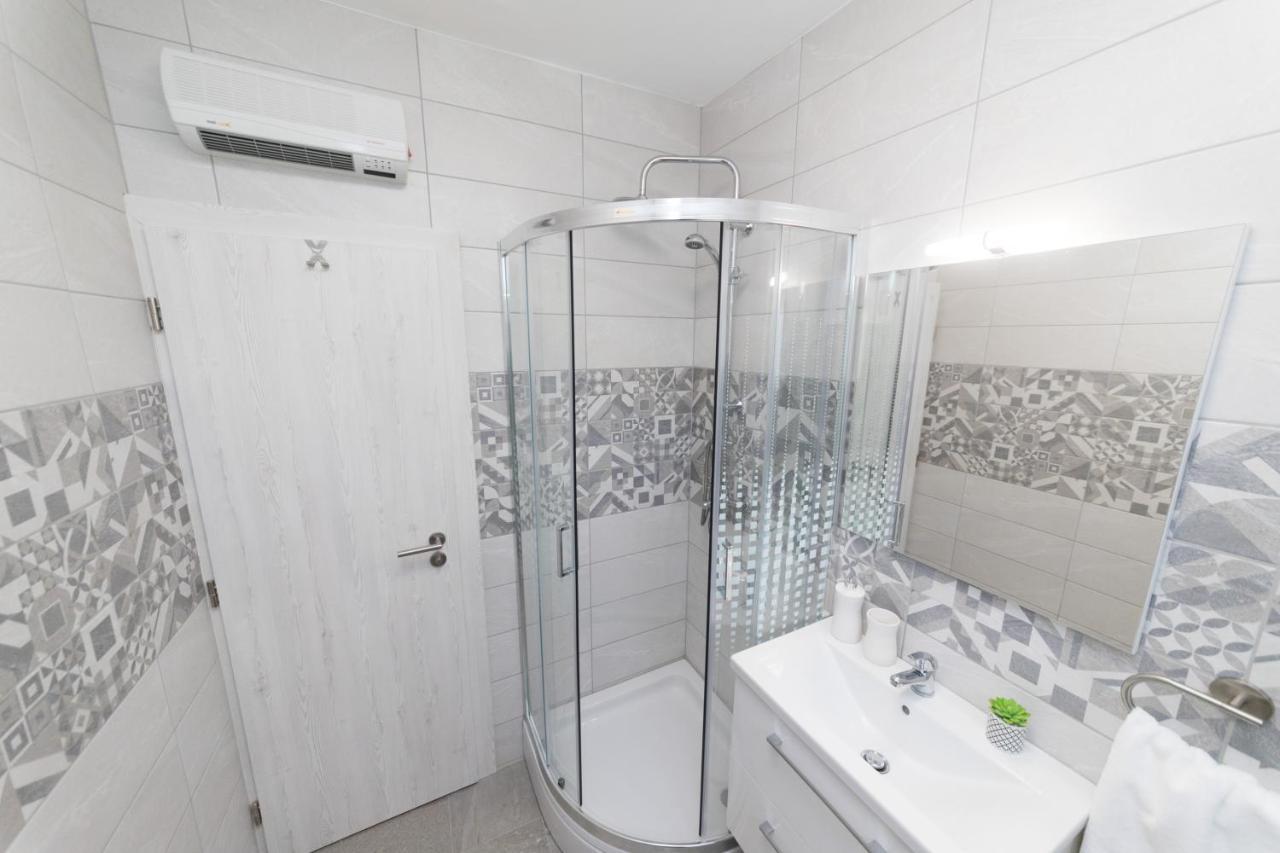 Agava Apartment Ugljan Ngoại thất bức ảnh