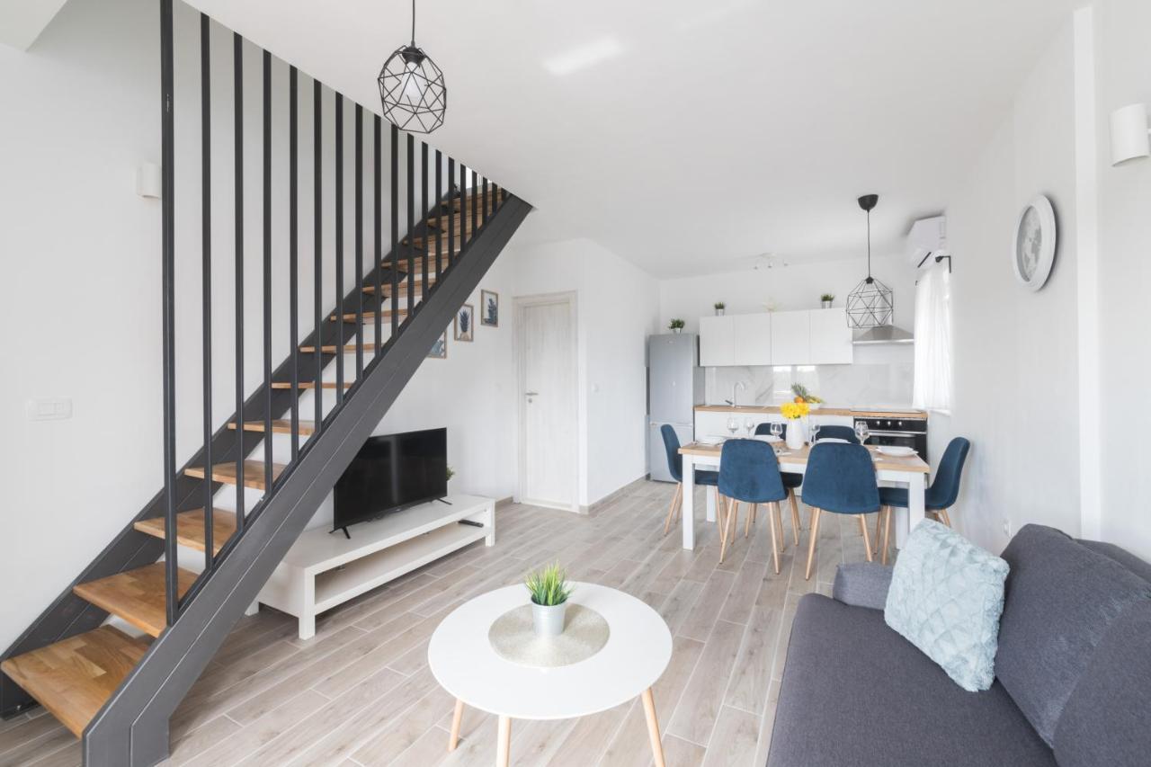 Agava Apartment Ugljan Ngoại thất bức ảnh