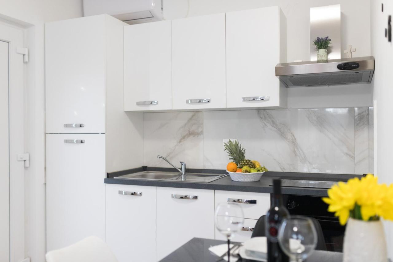 Agava Apartment Ugljan Ngoại thất bức ảnh
